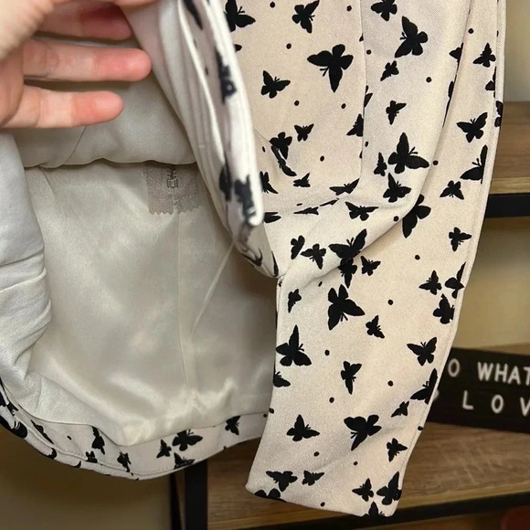 Princess Polly Butterfly Mini Skirt Size 4 - Picture 4 of 5